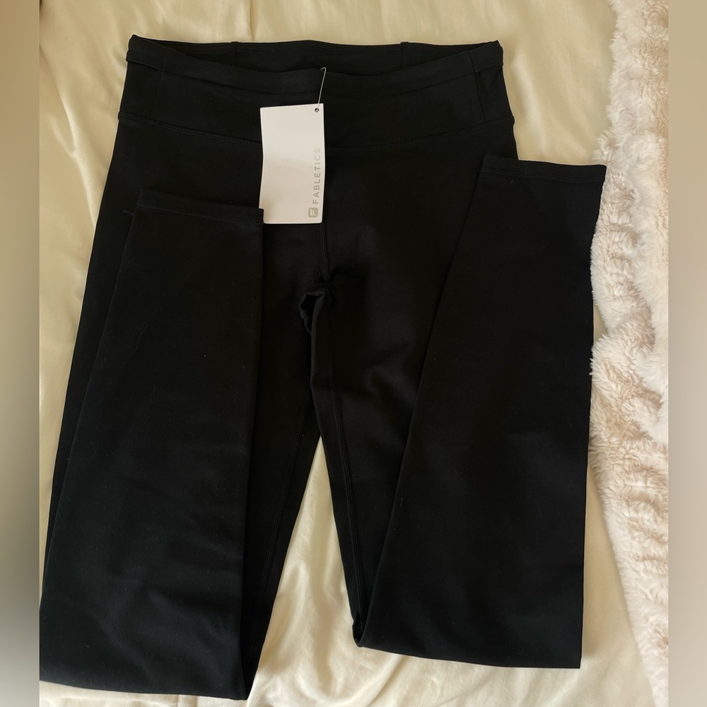 Black Fabletics Leggings